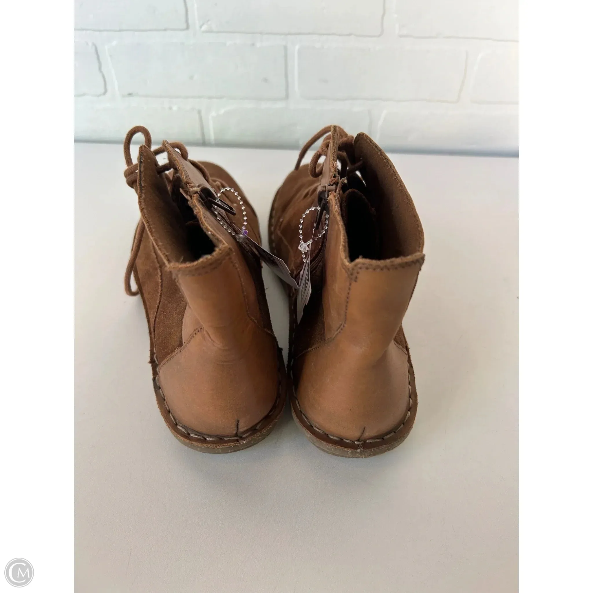 Boots Ankle Flats By Clarks In Brown, Size: 9
