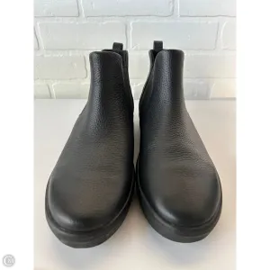 Boots Ankle Flats By Ecco In Black, Size: 11