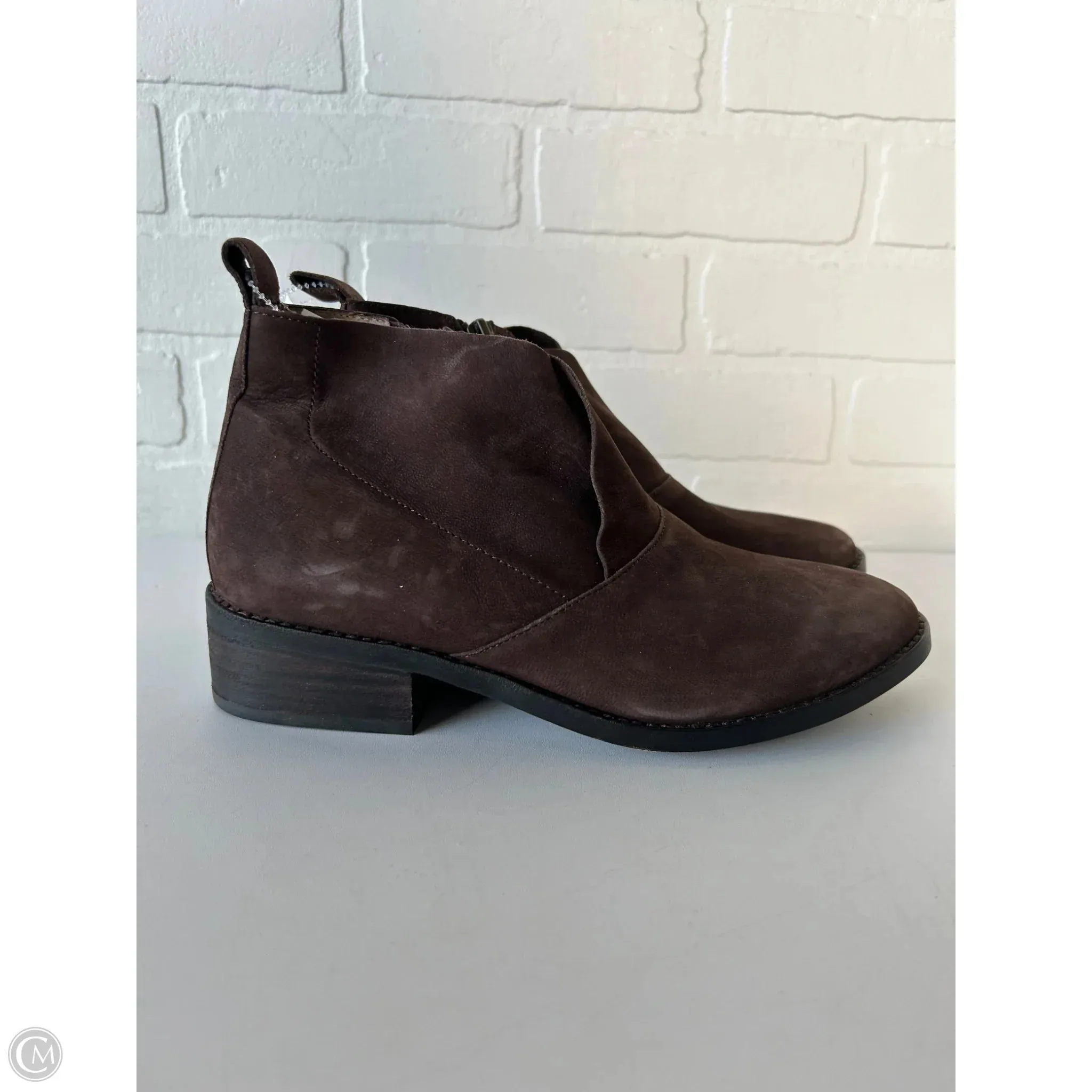 Boots Ankle Flats By Eileen Fisher In Brown, Size: 8