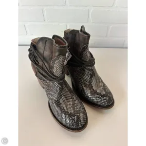 Boots Ankle Heels By Freebird In Brown, Size: 8