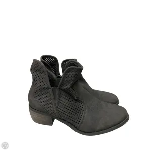 Boots Ankle Heels By Pierre Dumas In Black, Size: 9