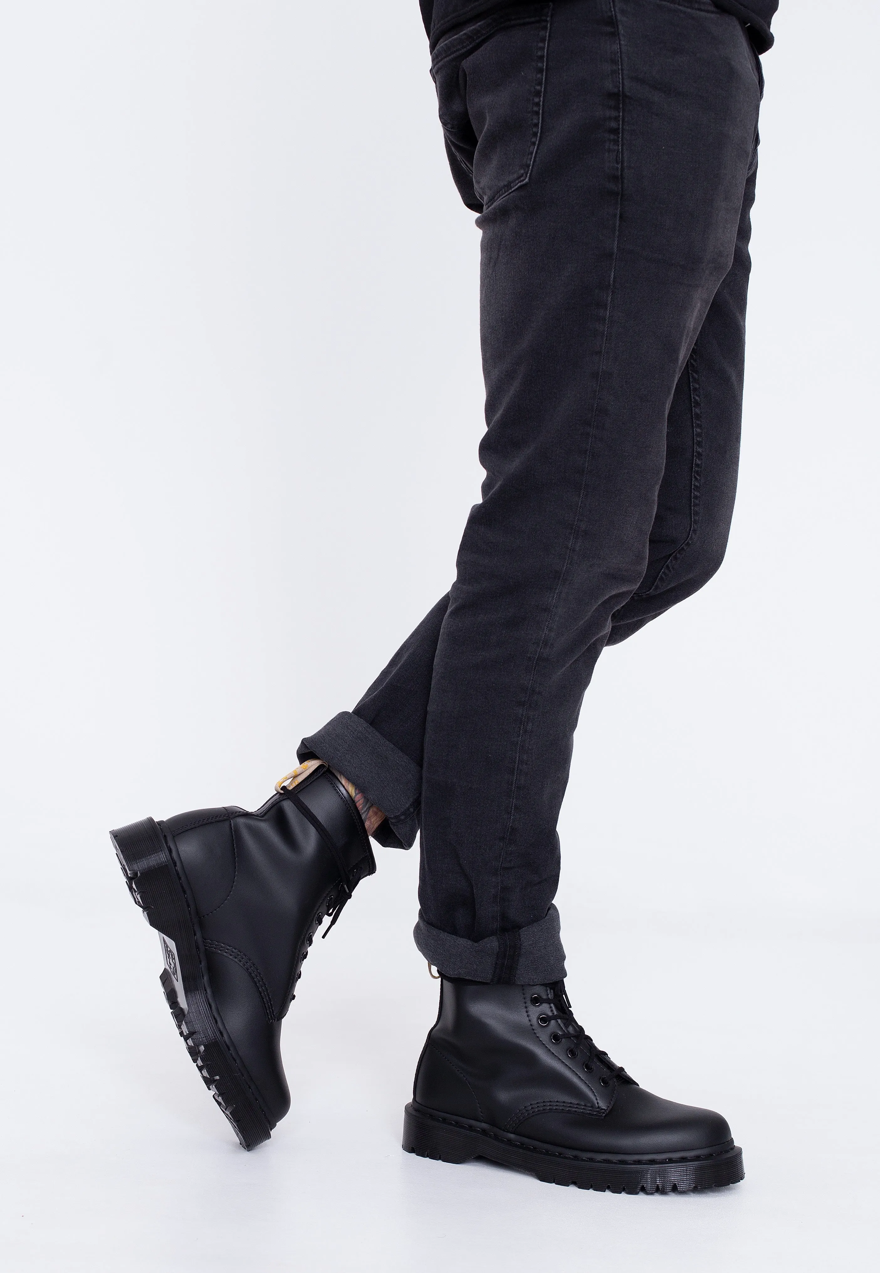 Dr. Martens - Vegan 1460 Bex Mono Black Felix Rub Off - Shoes