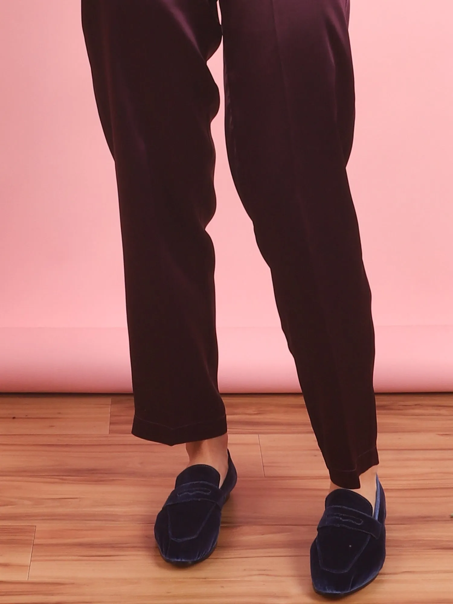 Essenziale Velvet Loafer