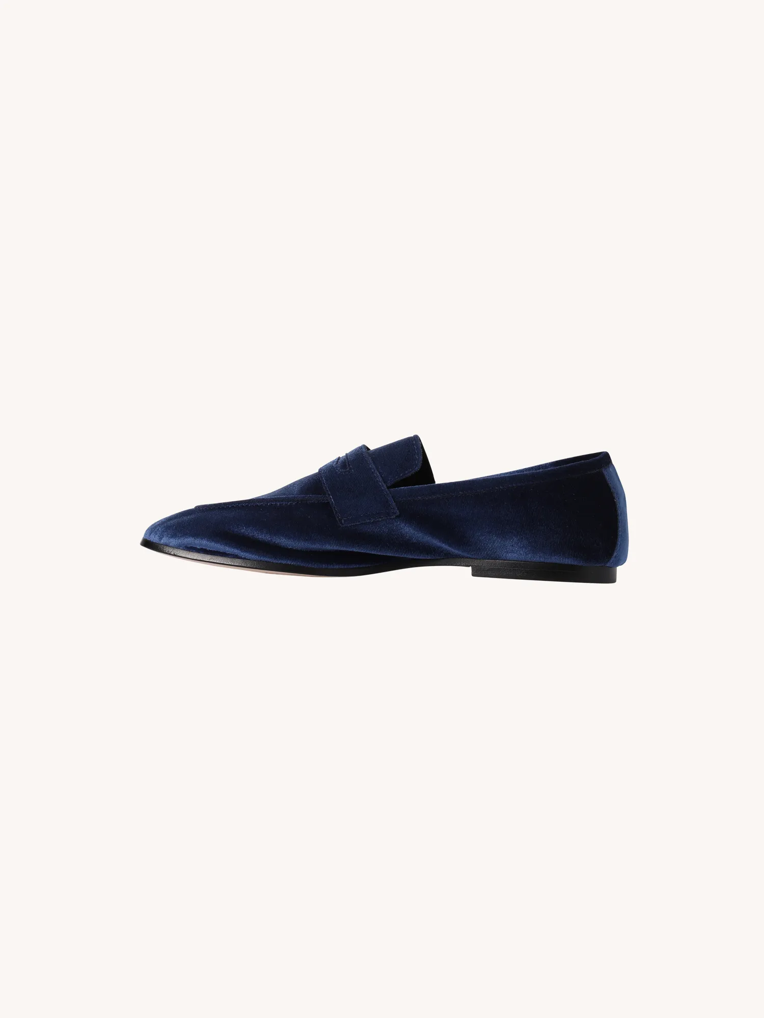 Essenziale Velvet Loafer