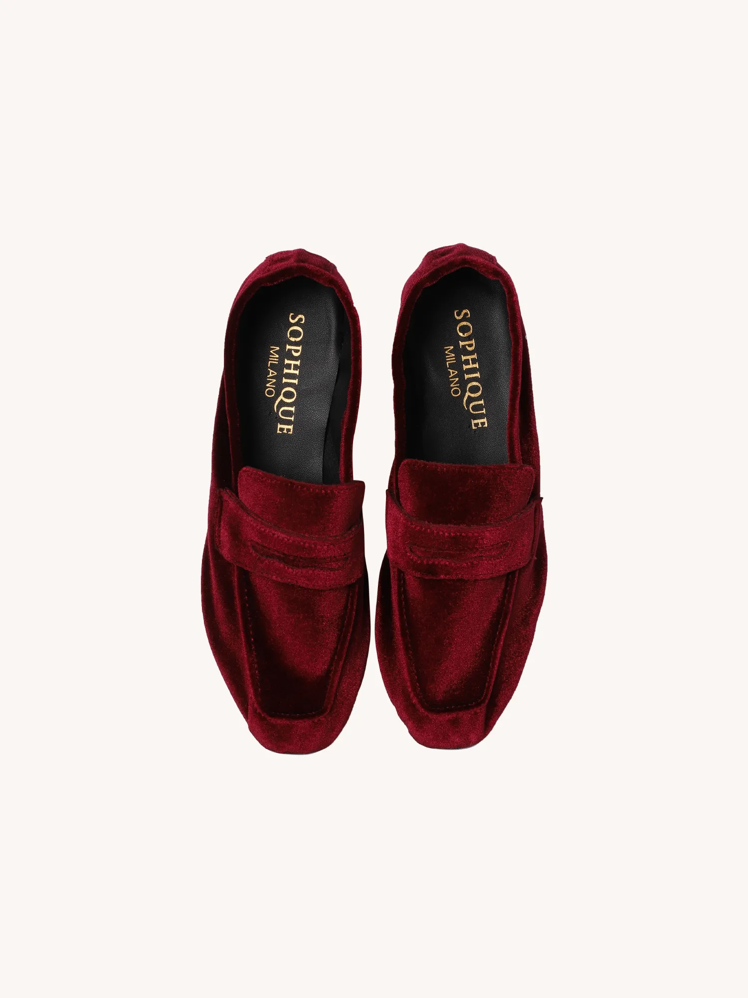 Essenziale Velvet Loafer