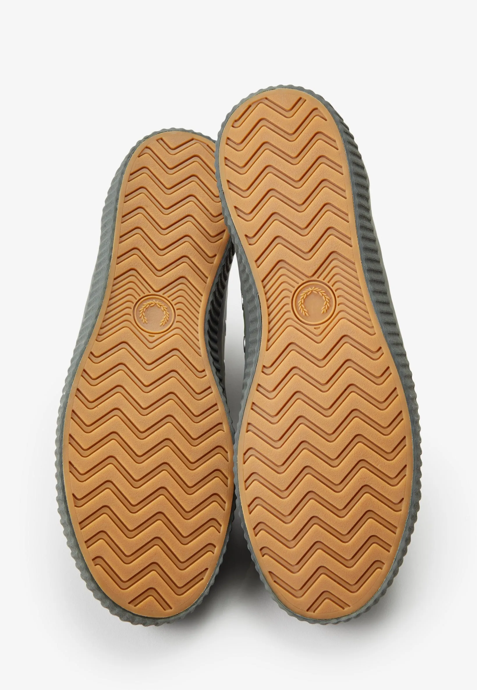 Fred Perry - Hughes Low Canvas Field Green/Warm Grey - Shoes