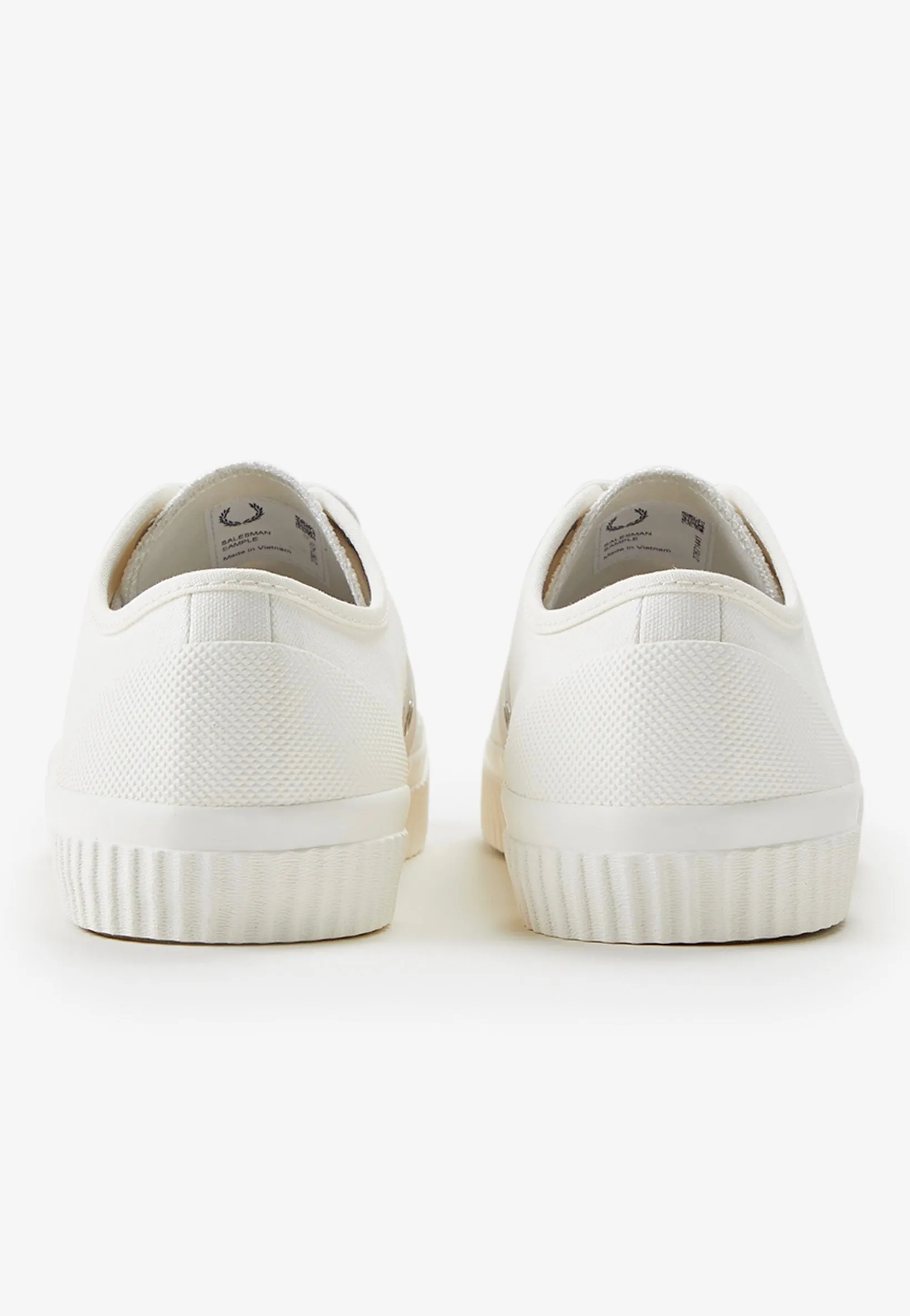 Fred Perry - Hughes Low Canvas Light Ecru/Oatmeal - Shoes