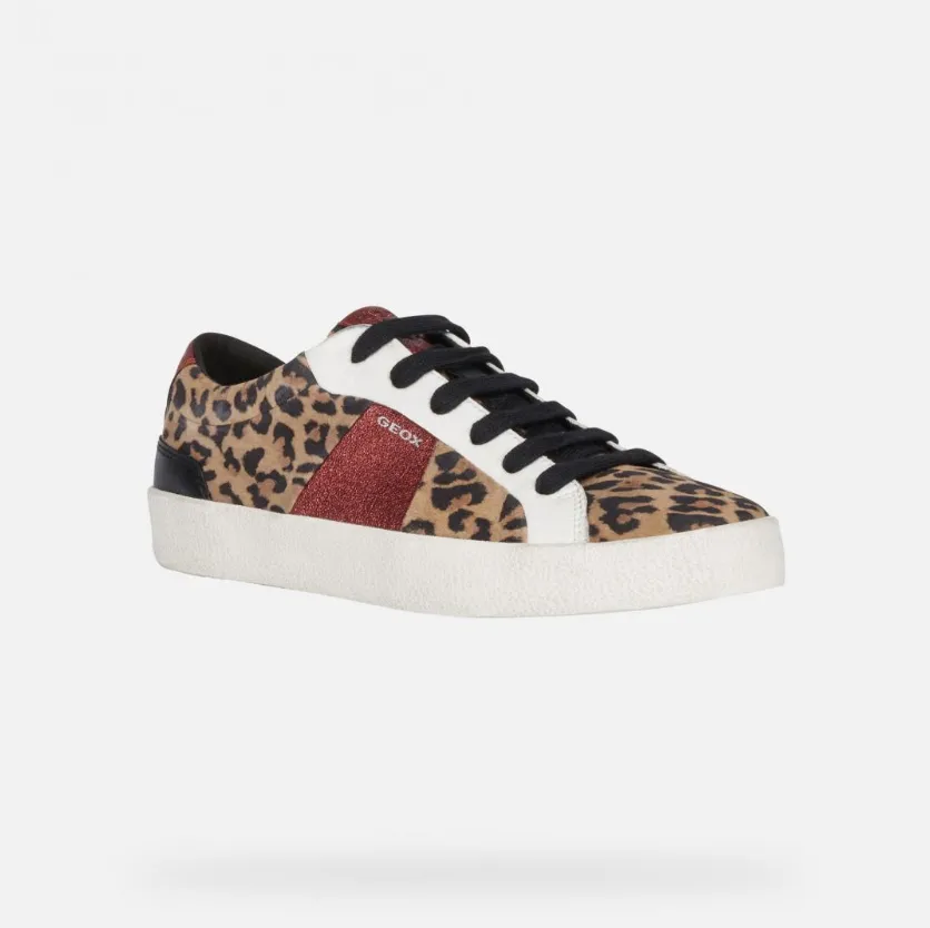 GEOX Women's D Warley A Low Top Sneakers, Color Options
