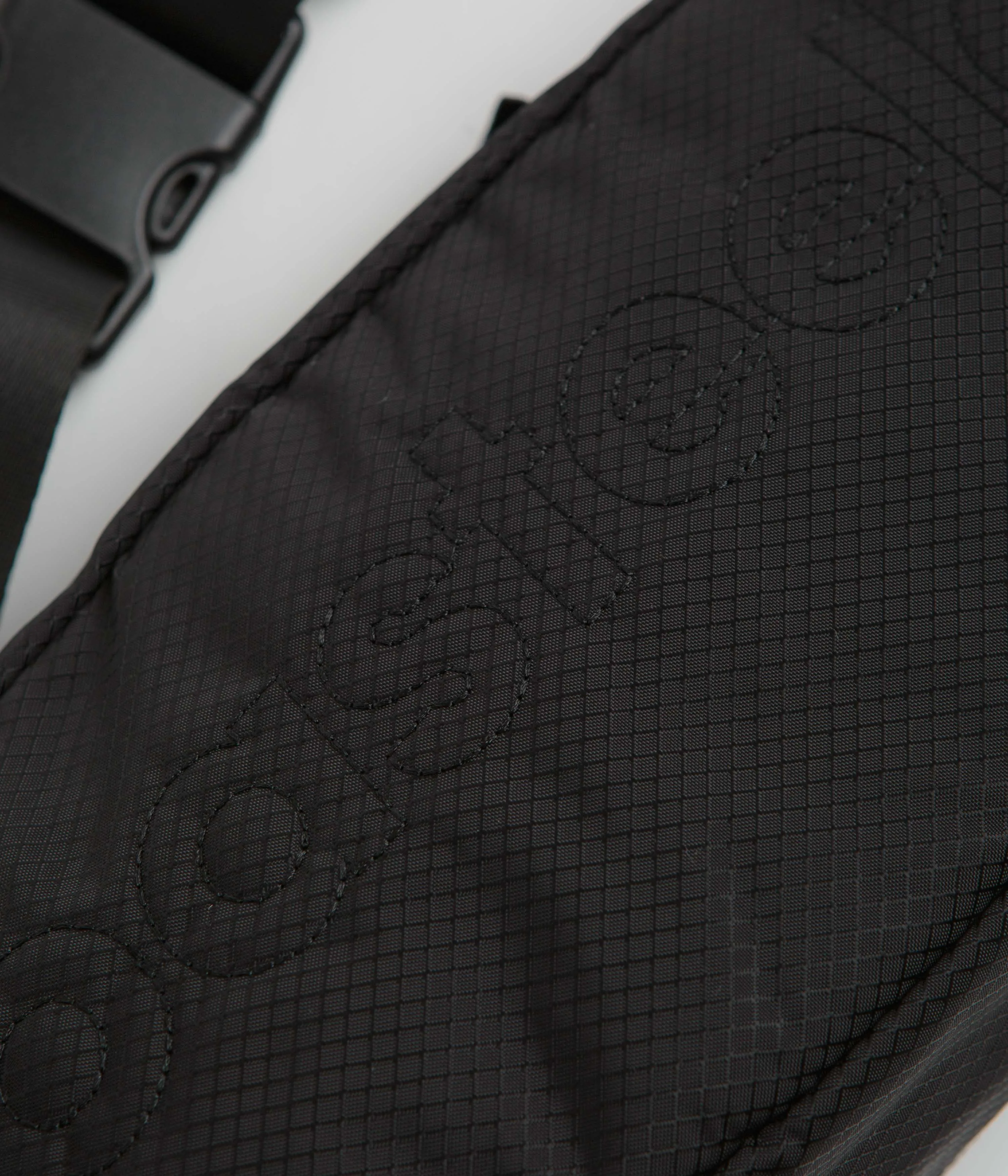 Pasteelo Essentials Bag - Black
