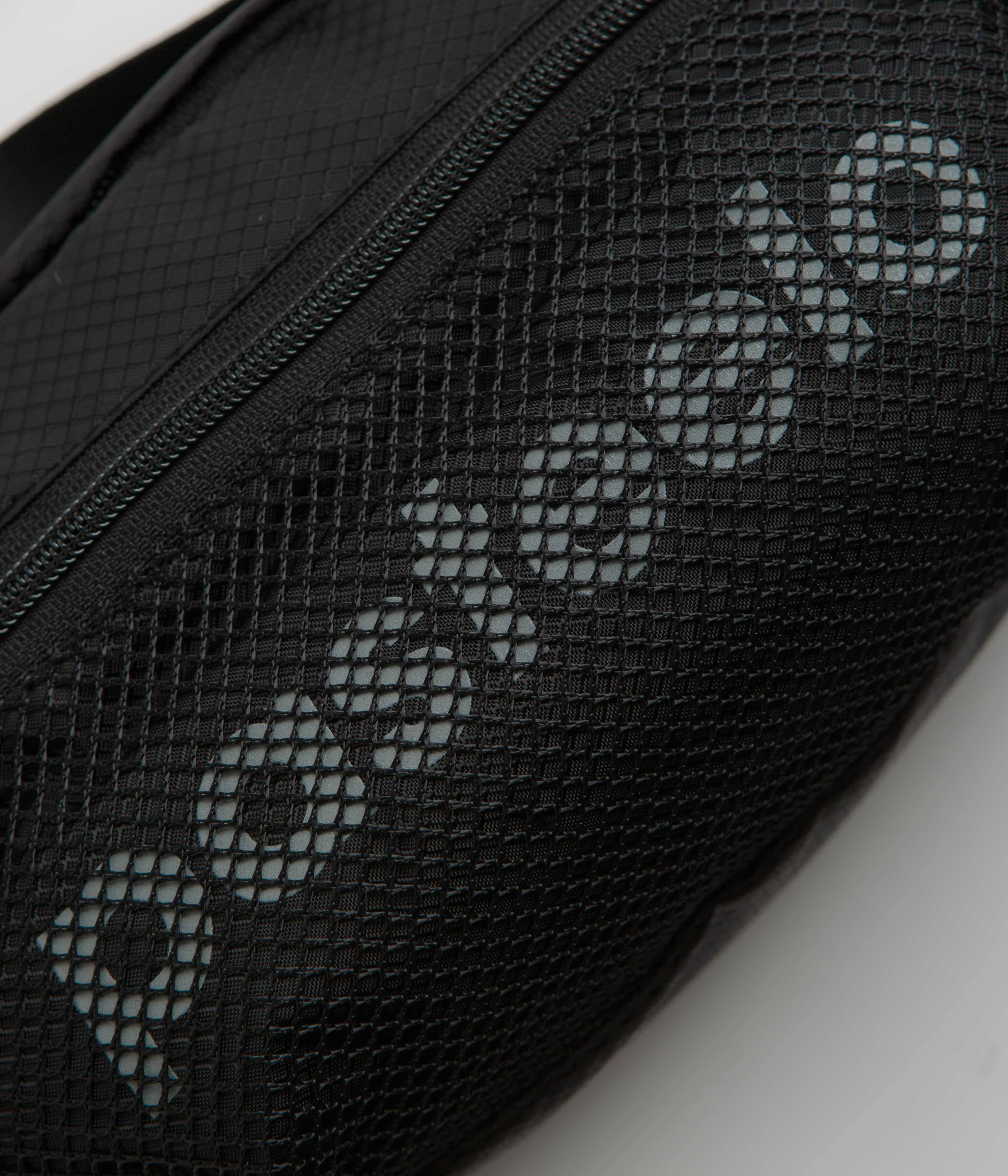 Pasteelo Essentials Bag - Black