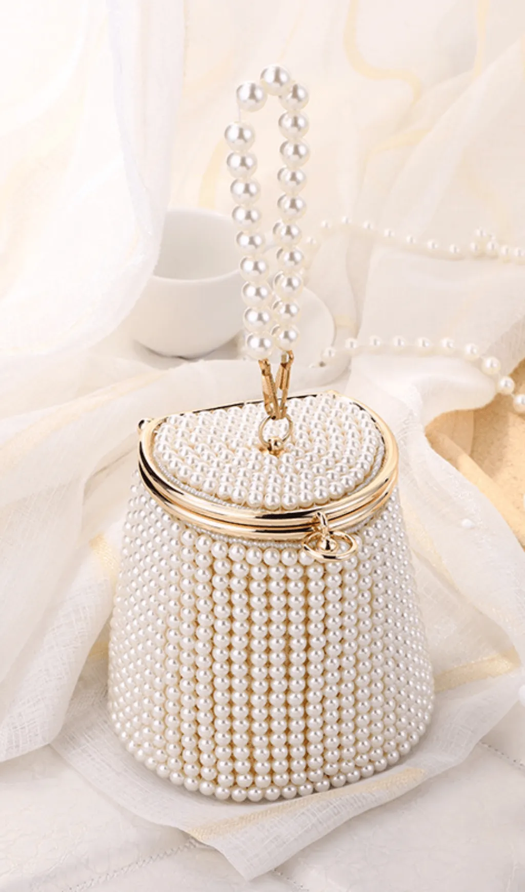 Pearl bucket bag Gloria Lanvin