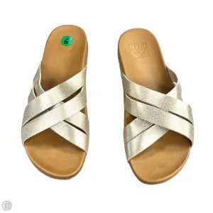 Sandals Flats By Reef In Gold, Size: 6