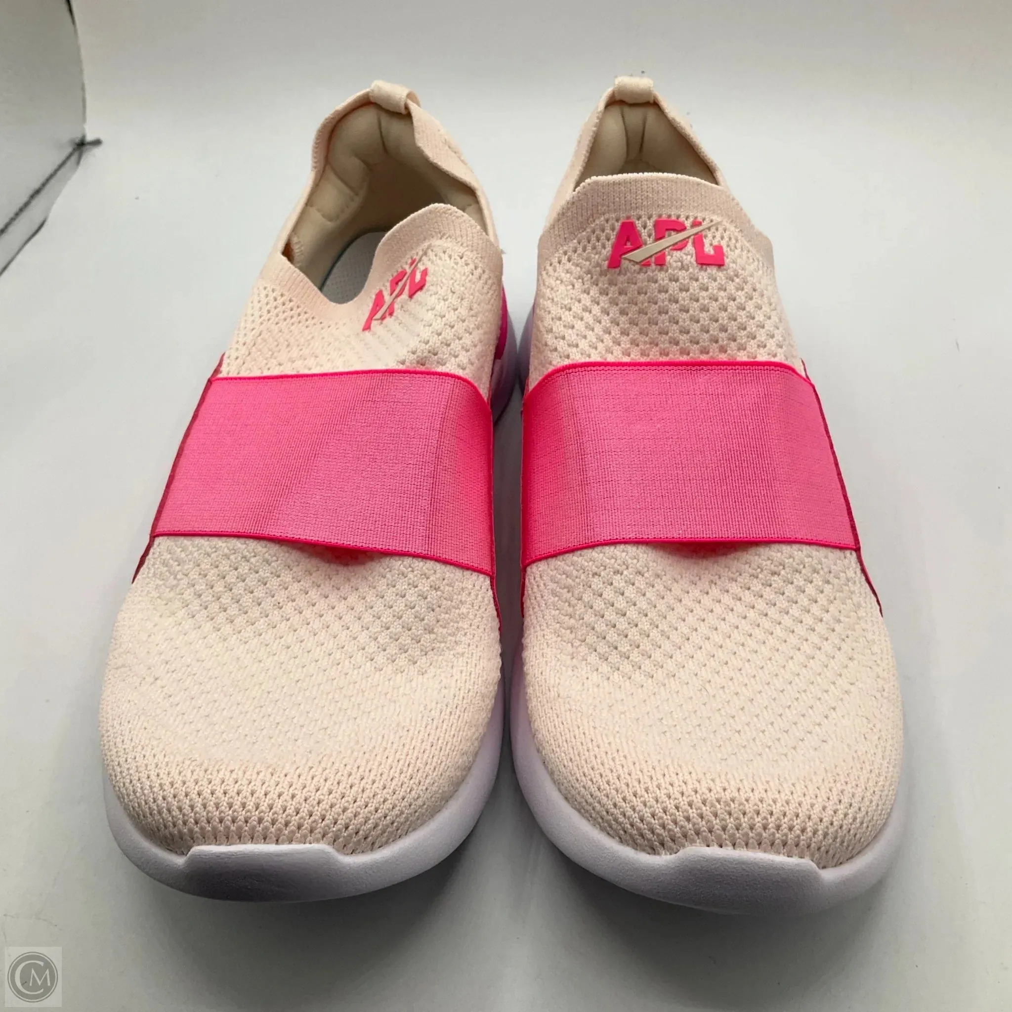 Shoes Athletic By Cma In Pink, Size: 9