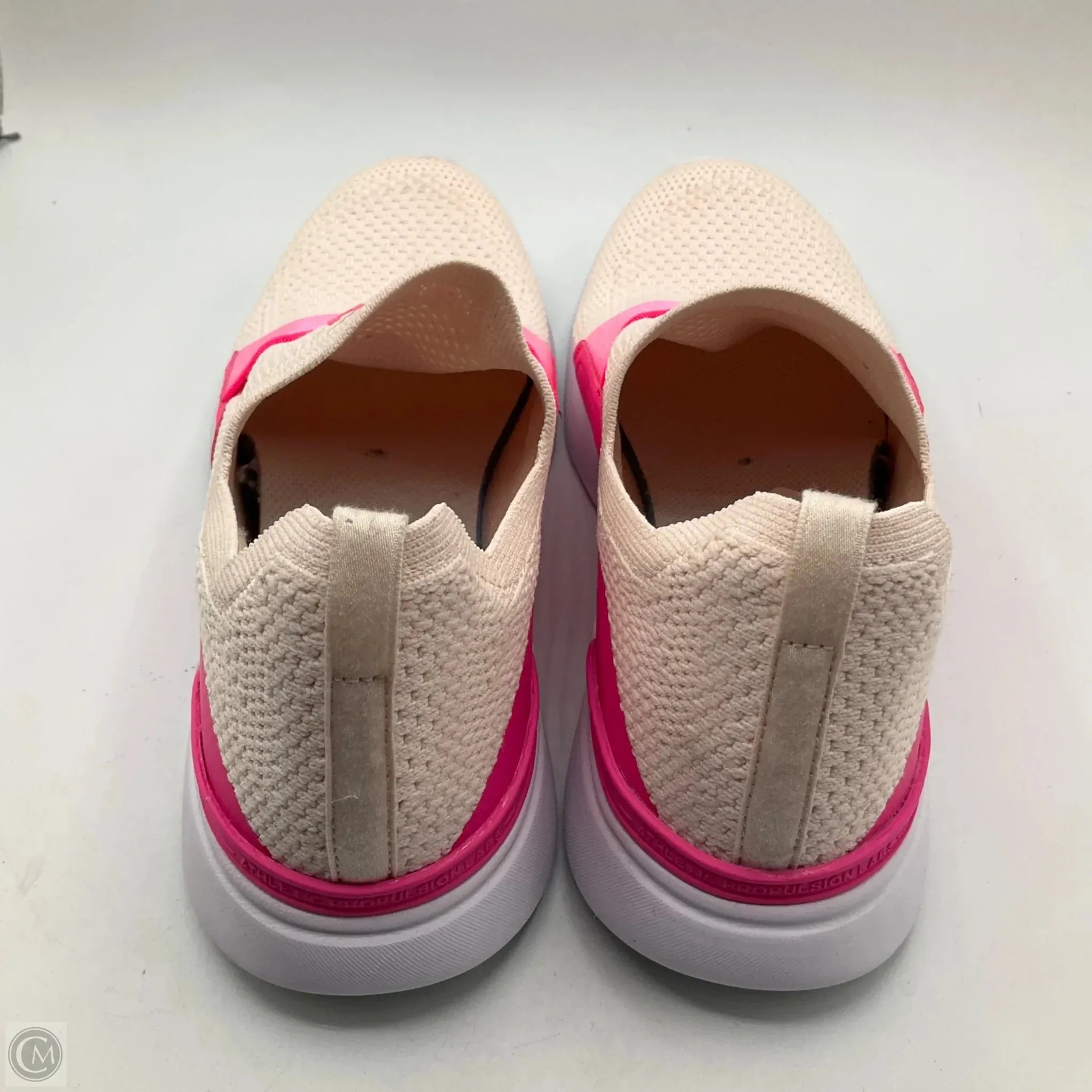 Shoes Athletic By Cma In Pink, Size: 9