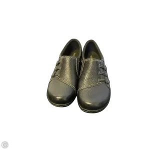 Shoes Flats By Clarks In Black, Size: 9