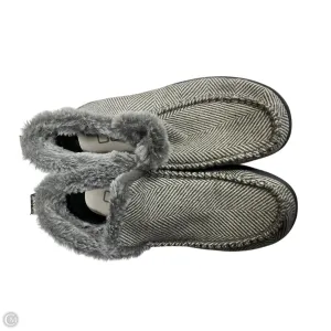 Shoes Flats By Hey Dude In Animal Print, Size: 7