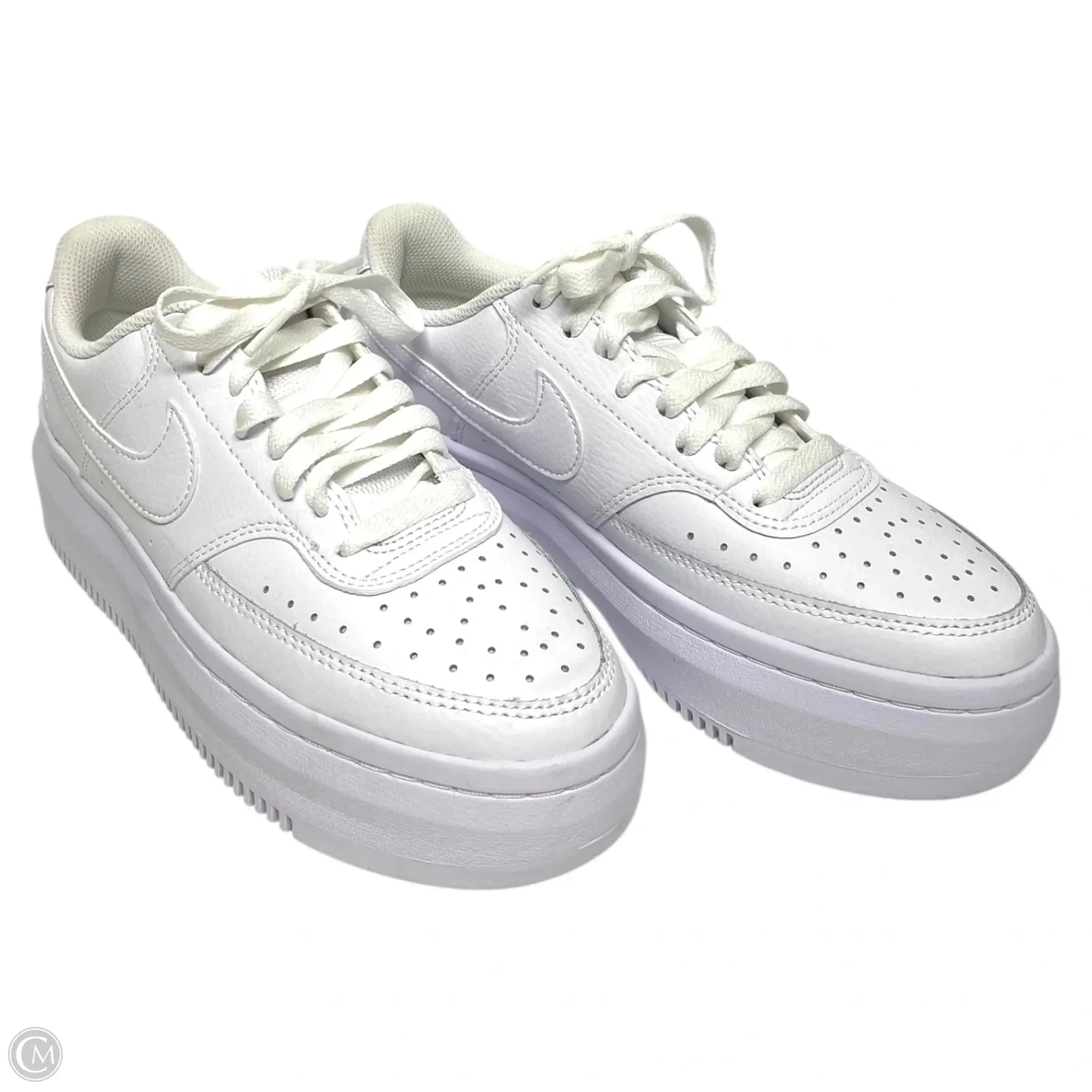 Shoes Sneakers By Nike In White, Size: 8