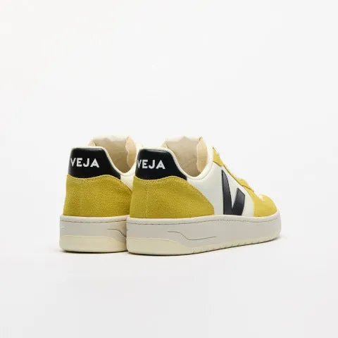 Veja V-10 Sneaker