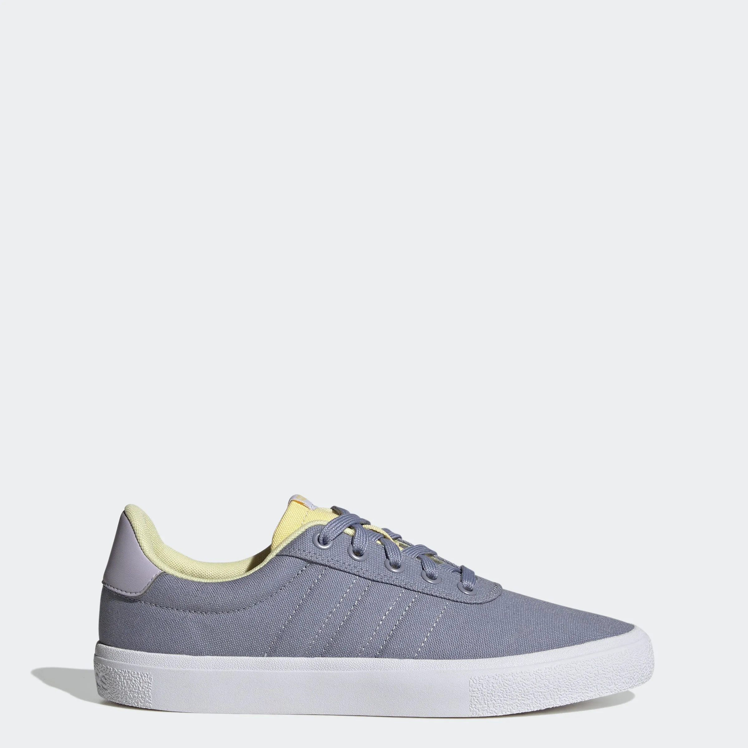 Women's adidas Vulc Raid3r Skateboarding Shoes